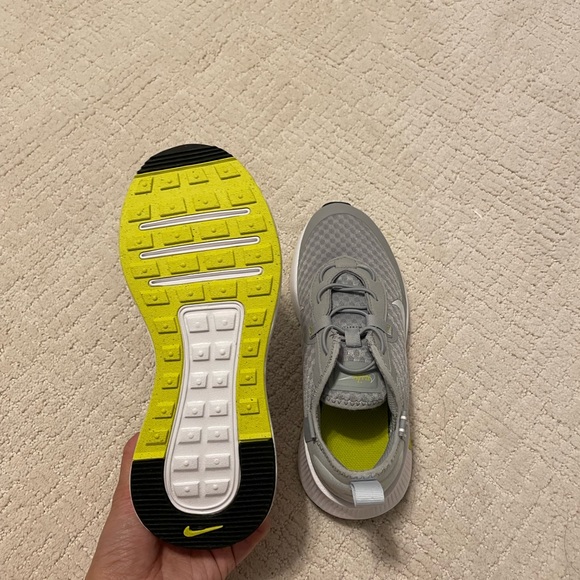 Nike Reposto little kids 2Y in light smoke grey + white check - new with box - Picture 5 of 9